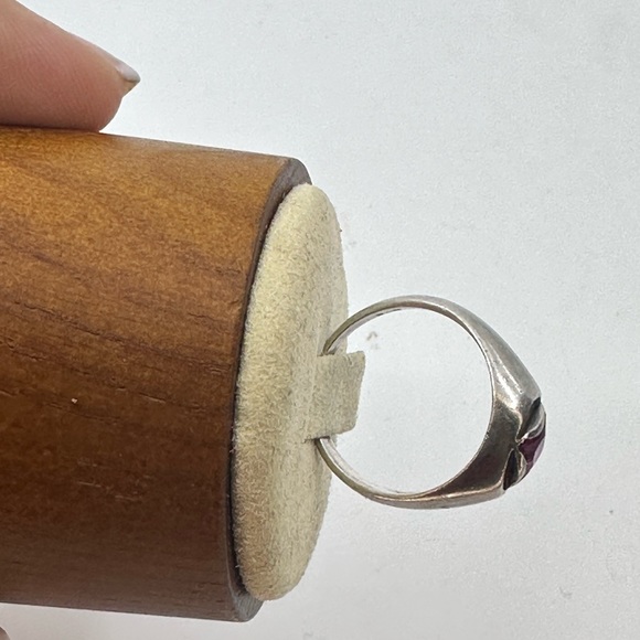 Sz. 6.75 Vintage 925 Sterling Silver Ring with Genuine Garnet - Picture 6 of 9